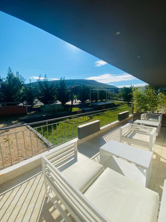 Sozos Inn Hotel วอนิตซา ภายนอก รูปภาพ